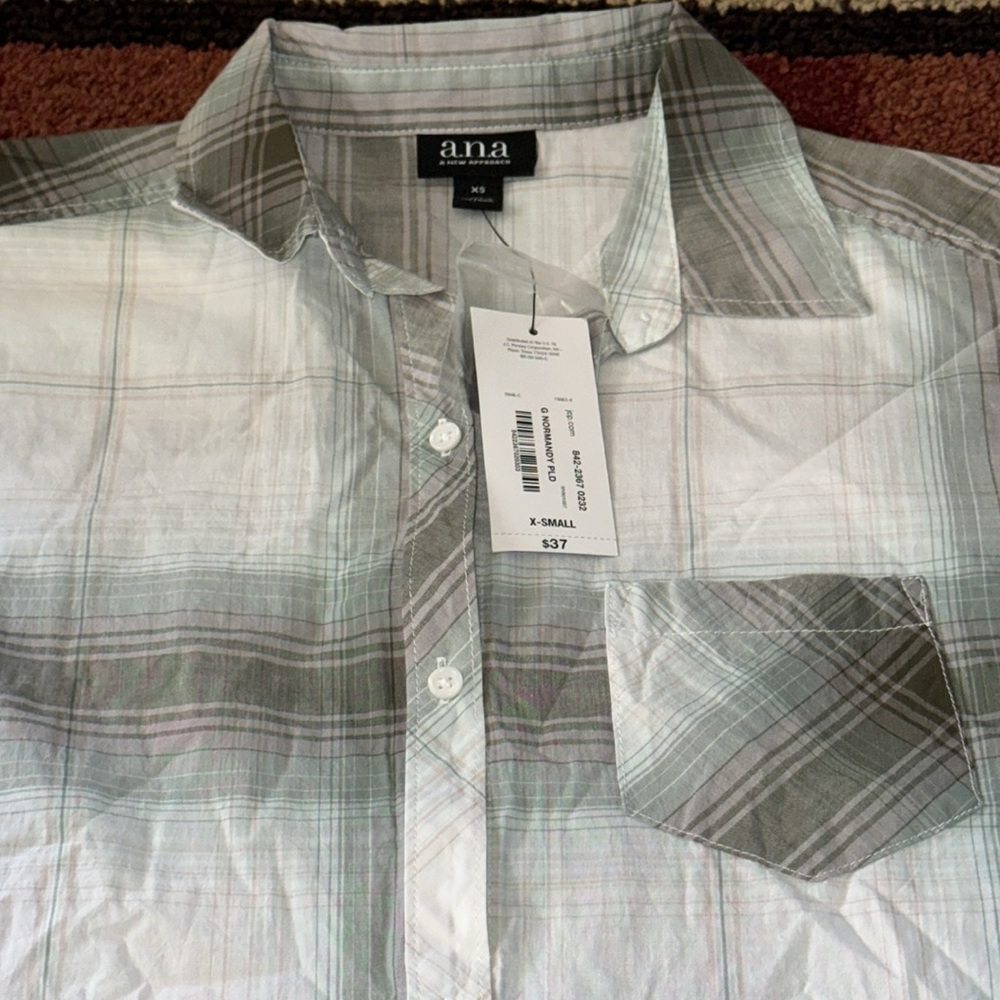 NWT Women’s a.n.a long sleeve button‎ down shirt - Picture 3 of 5